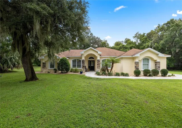 Photo 1 of Single family home for sale at 17261 Se 101st Avenue Rd, Summerfield, FL 34491 | MLS# OM729984 | Listing updated on 2026-09-06