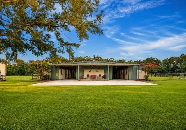 Photo 4 of House for sale at 16525 SW 5th Place, Newberry, FL 32669 | MLS# OM729985 | Listing updated on 2026-08-14