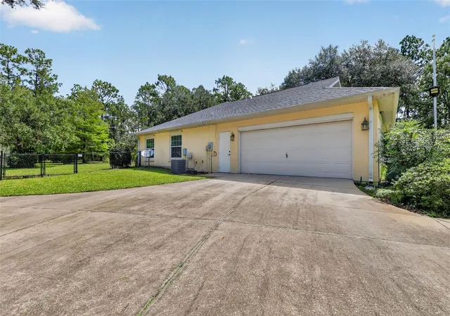 3rd image of 21859 Sw 82Nd St, Dunnellon, FL 34431 | MLS# OM729988