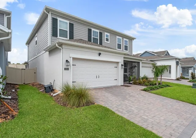 3rd image of 3204 Armstrong Ave, Clermont, FL 34714 | MLS# O6431863
