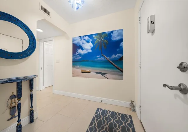 Photo 3 of House for sale at 1005 Cordova Green, Seminole, FL 33777 | MLS# TB8537014 | Listing updated on 2026-08-31