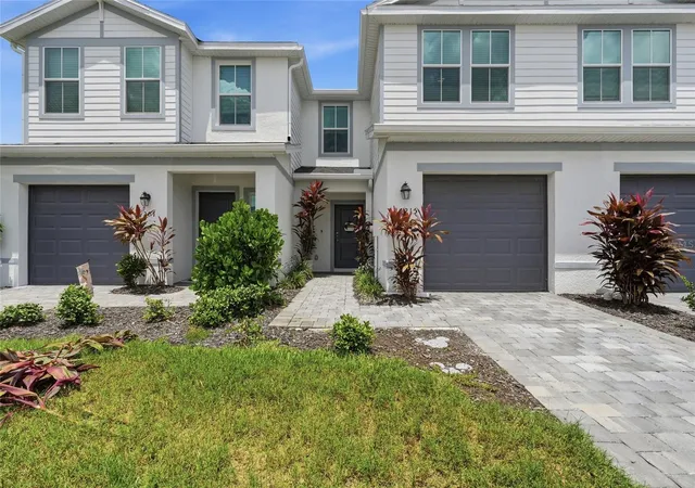1st image of 14215 Lilac Sky Ter, Bradenton, FL 34211 | MLS# A4702414