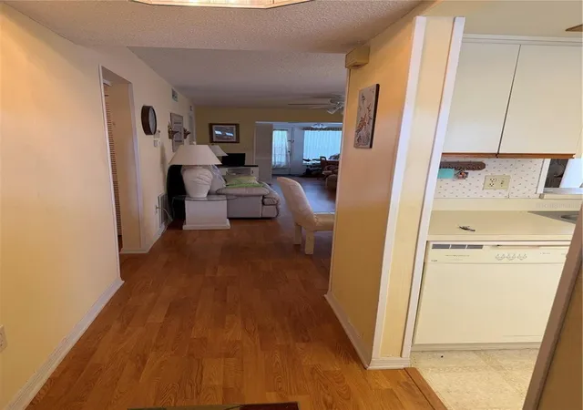 2nd image of 2400 Winding Creek Blvd #18A-110, Clearwater, FL 33761 | MLS# TB8537028
