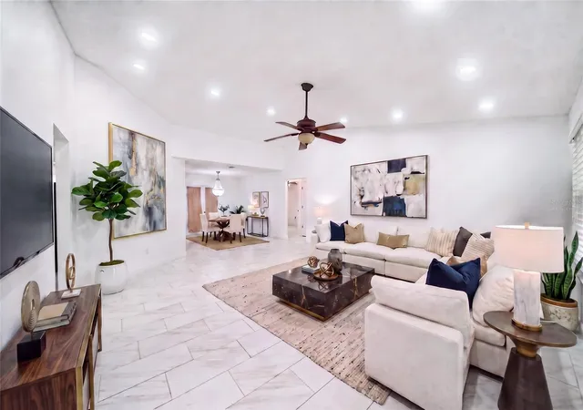 Photo 3 of Single family home for sale at 112 Woodingham Dr, Venice, FL 34292 | MLS# A4702418 | Listing updated on 2026-10-20