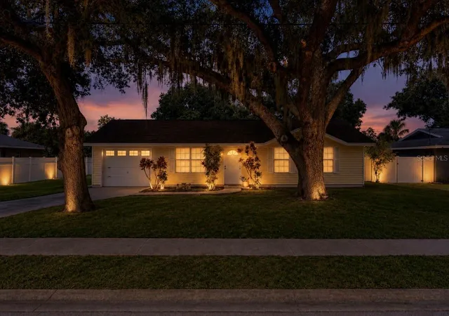 Photo 33 of Single family home for sale at 2336 Java Plum Ave, SARASOTA, FL 34232 | MLS# A4702419 | Listing updated on 2026-09-30