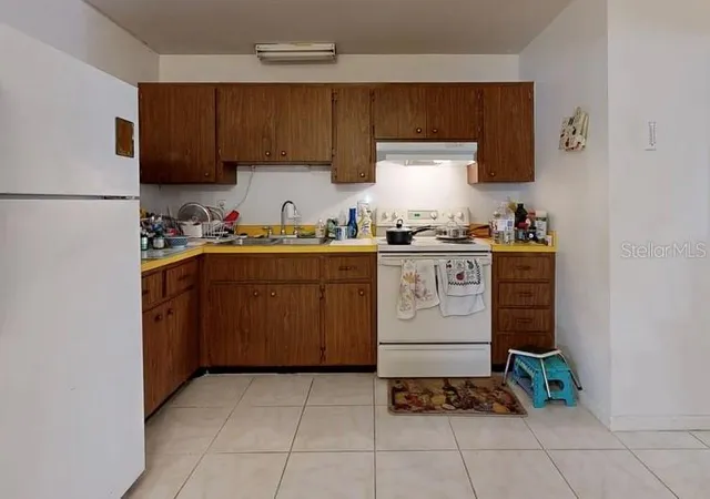 Photo 4 of Single family home for sale at 2336 Java Plum Ave, Sarasota, FL 34232 | MLS# A4702419 | Listing updated on 2026-09-01