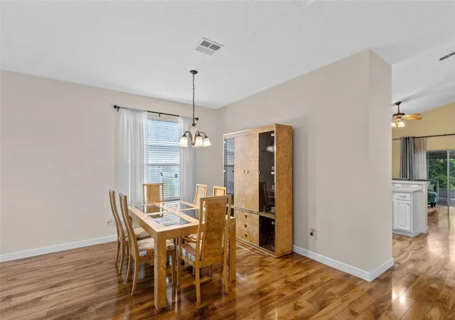 Photo 4 of Sale Pending at 2250 Oakington St, Winter Garden, FL 34787 | MLS# O6431897 | Listing updated on 2026-08-13