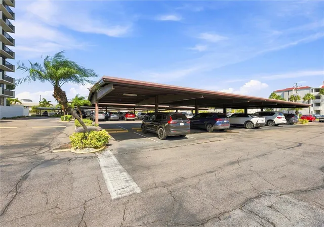 2nd image of 400 Island Wy, Clearwater Beach, FL 33767