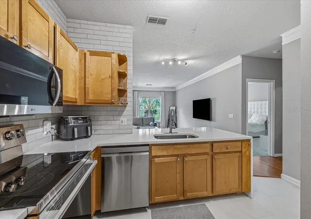 Photo 2 of Condo for sale at 4207 S Dale Mabry Hwy #8308, Tampa, FL 33611 | MLS# TB8537039 | Listing updated on 2026-08-09