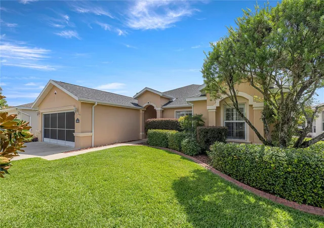 Photo 2 of Single family home for sale at 15862 Sw 13th Circle, Ocala, FL 34473 | MLS# OM729996 | Listing updated on 2026-08-10