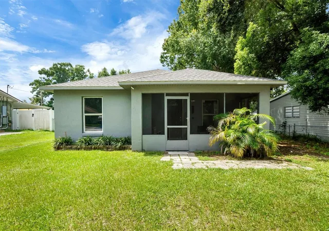 1st image of 212 Pike St, Auburndale, FL 33823 | MLS# P4939543
