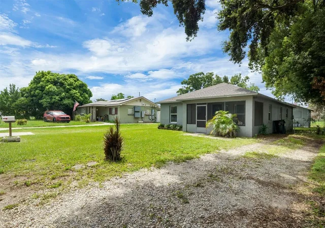 2nd image of 212 Pike St, Auburndale, FL 33823 | MLS# P4939543