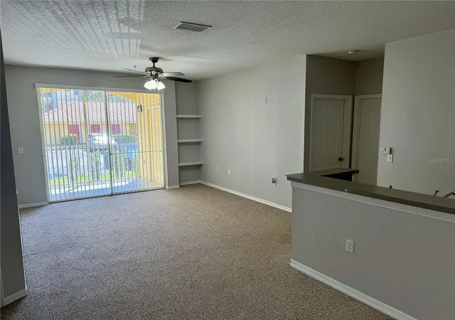 Listing Photo 4 - Condo for sale in building located at 1475 Lake Shadow Cir, Maitland, FL 32751 - Unit #6105