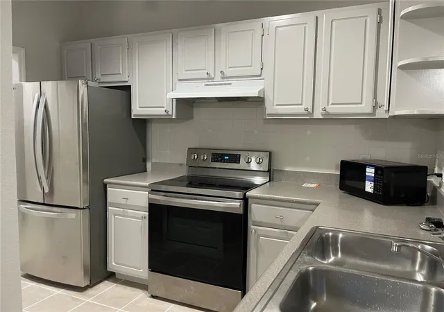 Listing Photo 5 - Condo for sale in building located at 1475 Lake Shadow Cir, Maitland, FL 32751 - Unit #6105