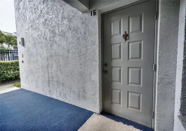 4th image of 1716 Pine Ridge Rd #F1, Sanford, FL 32773 | MLS# O6431918