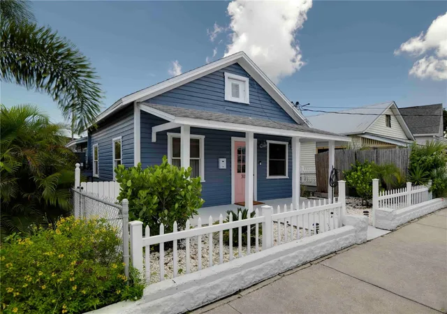 2nd image of 315 Hope St, Tarpon Springs, FL 34689 | MLS# TB8537059