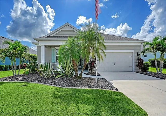 Photo 1 of Single family home for sale at 13667 Old Crk Ct, Parrish, FL 34219 | MLS# A4702427 | Listing updated on 2026-10-09