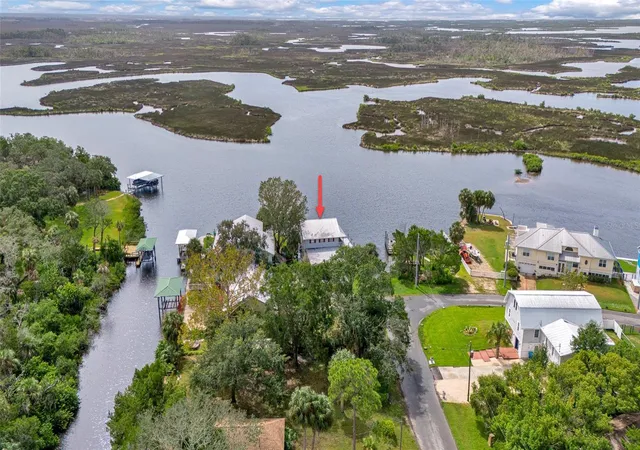 Photo 2 of Single family home for sale at 12396 W Standish Dr, Homosassa, FL 34448 | MLS# A4702430 | Listing updated on 2026-09-04
