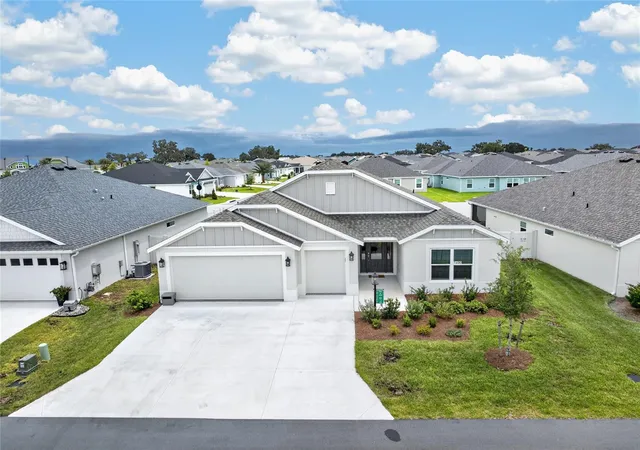 Photo 3 of Single family home for sale at 1600 Littleton Ln, The Villages, FL 34762 | MLS# G5116227 | Listing updated on 2026-09-29
