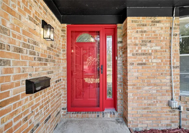 Photo 3 of Single Family Residence at 5212 Clarendon Rd, Jacksonville, FL 32205 | MLS# G5116228 | | Sold on 2026-10-08