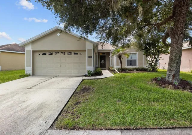 Photo 1 of Single family home for sale at 3833 Whistlewood Cir, Lakeland, FL 33811 | MLS# L4964132 | Listing updated on 2026-08-30