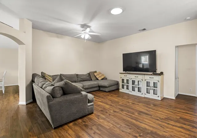 Photo 3 of Single family home for sale at 3833 Whistlewood Cir, Lakeland, FL 33811 | MLS# L4964132 | Listing updated on 2026-08-30