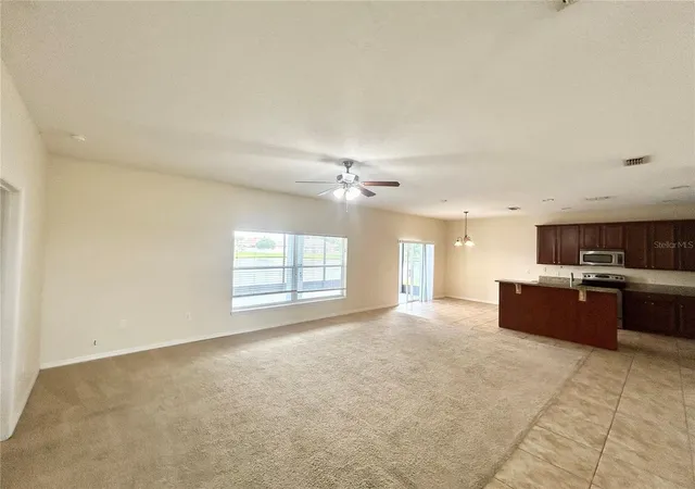 Photo 4 of Single family home for sale at 3807 Wood Thrush Dr, Kissimmee, FL 34744 | MLS# O6431942 | Listing updated on 2026-08-26