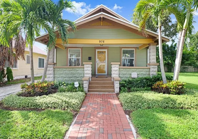 Photo 1 of Single family home for sale at 976 8th Avenue S, Saint Petersburg, FL 33705 | MLS# TB8537089 | Listing updated on 2026-09-15