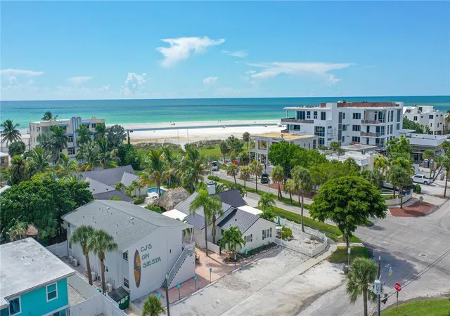 2nd image of 104 Avenida Veneccia #171, Sarasota, FL 34242 | MLS# A4702434