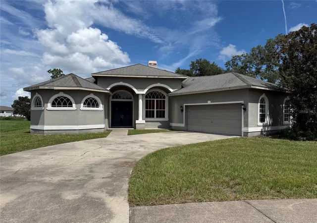 Photo 1 of Single family home for sale at 4045 Hanging Moss Loop, Spring Hill, FL 34609 | MLS# W7888402 | Listing updated on 2026-10-20