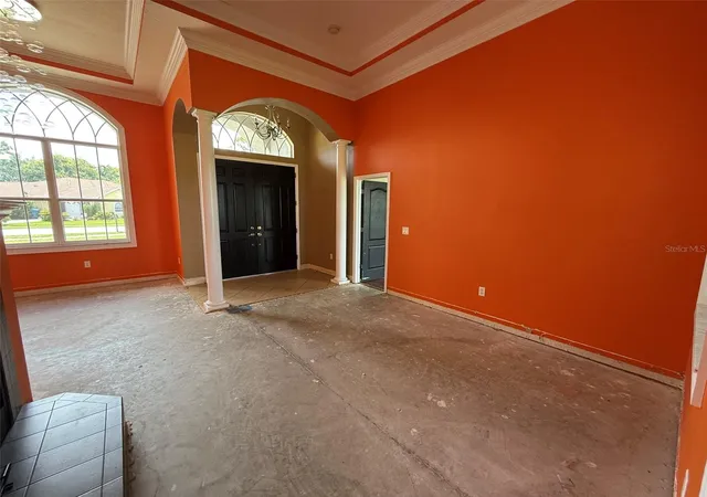 Photo 2 of Single family home for sale at 4045 Hanging Moss Loop, Spring Hill, FL 34609 | MLS# W7888402 | Listing updated on 2026-10-20