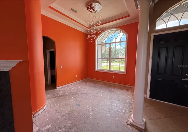 Photo 3 of Single family home for sale at 4045 Hanging Moss Loop, Spring Hill, FL 34609 | MLS# W7888402 | Listing updated on 2026-10-20