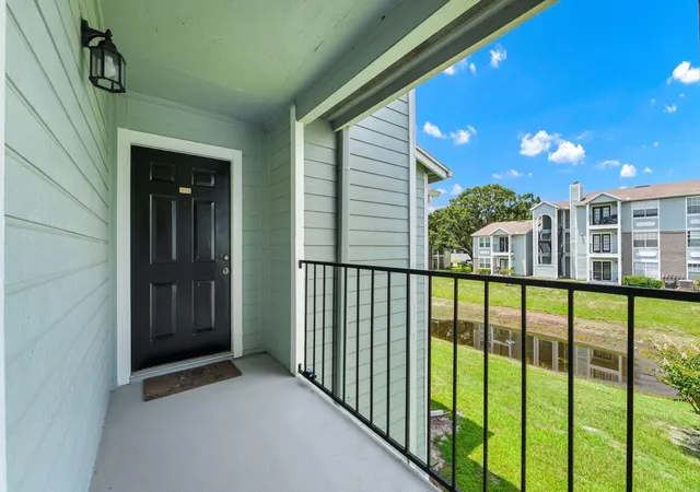3rd image of 2550 N Alafaya Trl #1203, Orlando, FL 32826 | MLS# A4702436