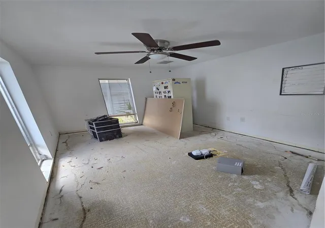 3rd image of 908 Grand Central St, Clearwater, FL 33756 | MLS# TB8537103