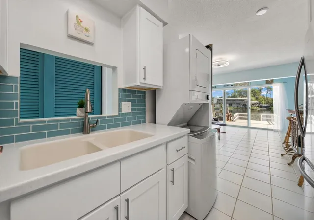 Listing Photo 4 - Condo for sale in building located at 599 Westwinds Dr, PALM HARBOR, FL 34683 - Unit #9