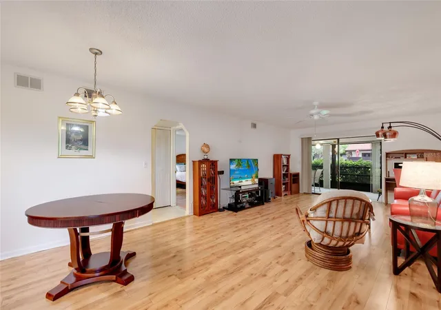 3rd image of 5400 34Th St W #B16, Bradenton, FL 34210 | MLS# A4702437