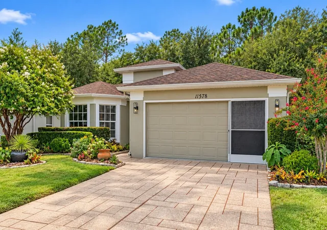 Photo 2 of Single family home for sale at 11578 New Hvn Dr, Spring Hill, FL 34609 | MLS# TB8537117 | Listing updated on 2026-10-08