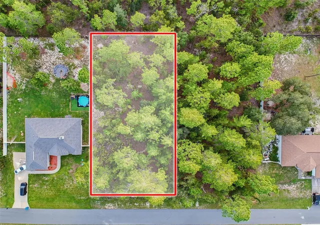 12th image of 18367 Maberly Rd, Weeki Wachee, FL 34614 | MLS# W7888404