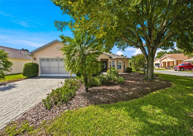 Photo 2 of Single family home for sale at 8034 Sw 81st Loop, Ocala, FL 34476 | MLS# OM730015 | Listing updated on 2026-09-21