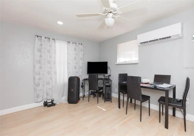 Photo 4 of Single family home for sale at 1526 Clinton, Tampa, FL 33604 | MLS# TB8537124 | Listing updated on 2026-08-31