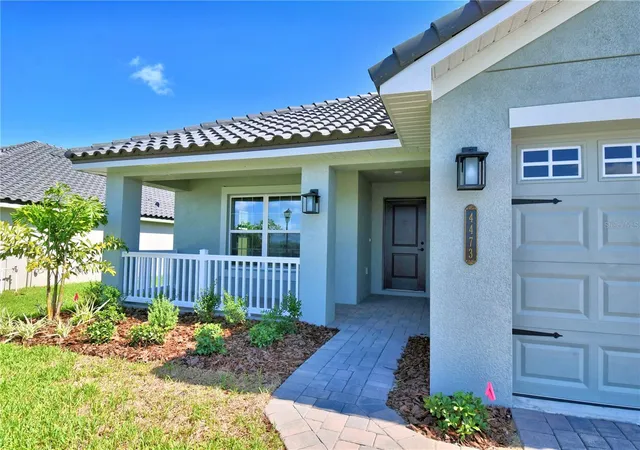 2nd image of 4964 Tennessee Lake Dr, Auburndale, FL 33823 | MLS# L4964139