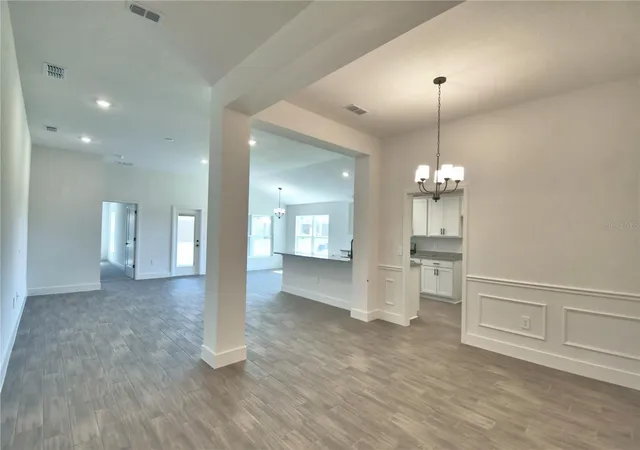 Photo 3 of Sale Pending at 4964 Tennessee Lake Dr, Auburndale, FL 33823 | MLS# L4964139 | Listing updated on 2026-10-08