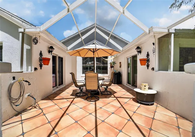 Photo 3 of Single family home for sale at 7121 Sw 113th Loop, Ocala, FL 34476 | MLS# OM730017 | Listing updated on 2026-08-11