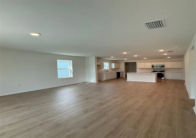 Photo 3 of Single family home for sale at 13025 Red Deer Pl, Parrish, FL 34219 | MLS# A4702447 | Listing updated on 2026-09-13