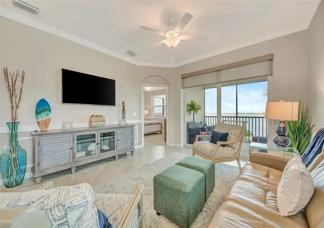 5th image of 920 Tidewater Shores Loop, BRADENTON, FL 34208