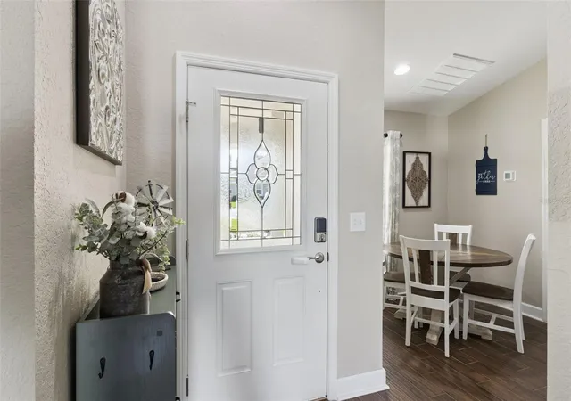 Photo 3 of Single family home for sale at 925 Lochland Loop, Bartow, FL 33830 | MLS# L4964142 | Listing updated on 2026-10-06