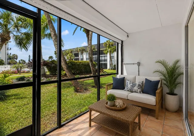 Photo 5 of Condo for sale at 5600 Beach Way Dr #111, Sarasota, FL 34242 | MLS# A4702455 | Listing updated on 2026-08-22