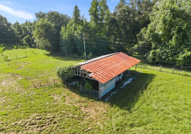 7th image of 390 Se 30th Ave, Trenton, FL 32693 | MLS# GC542592