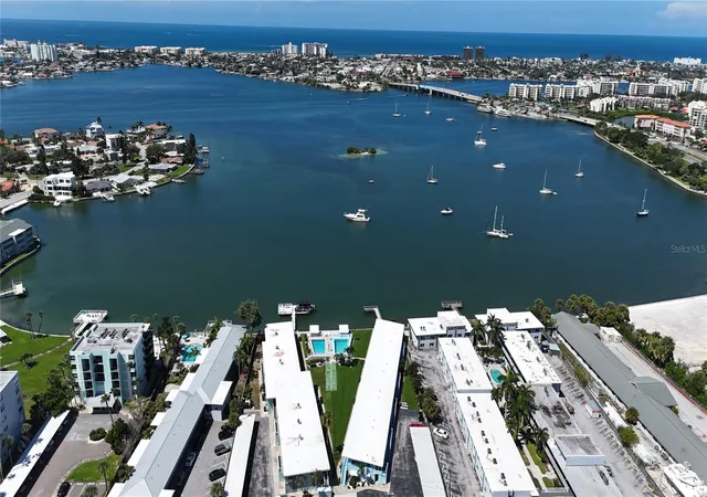 2nd image of 1834 Shore Dr S, SOUTH PASADENA, FL 33707