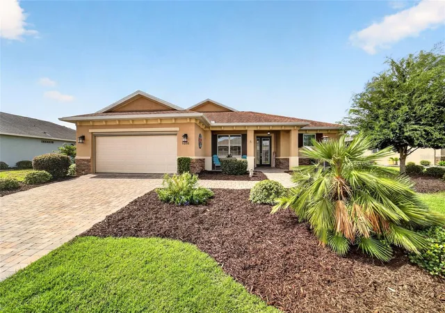 Photo 1 of Single family home for sale at 9200 Sw 85th Place, Ocala, FL 34481 | MLS# OM730023 | Listing updated on 2026-09-21